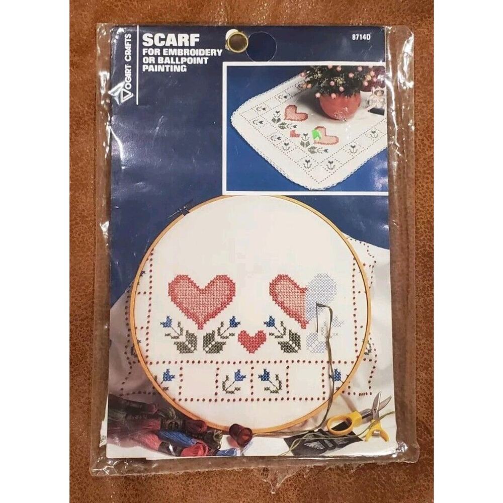 VTG Vogart Crafts #8714D Scarf Embroidery Ballpoint Painting Country Heart NOS